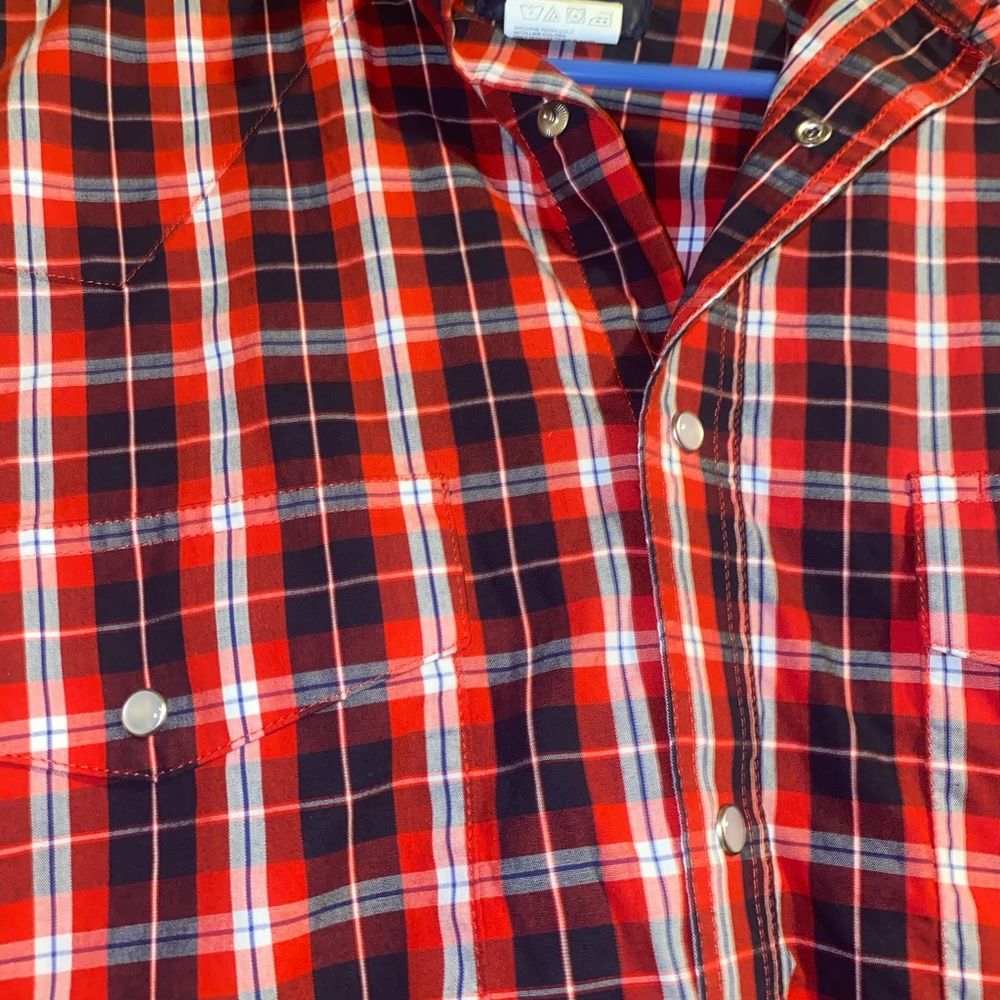 Wrangler plaid pearl snap - Picture 3 of 5